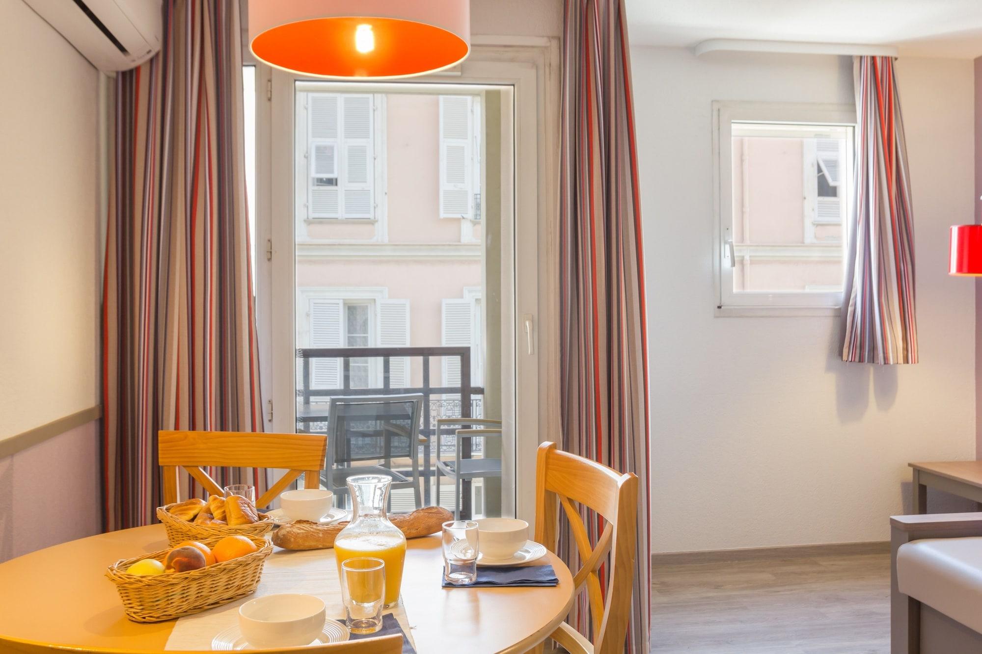 Residence Pierre & Vacances Les Citronniers Menton Buitenkant foto