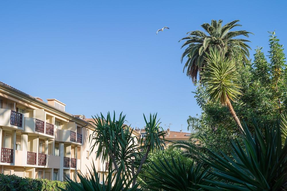 Residence Pierre & Vacances Les Citronniers Menton Buitenkant foto